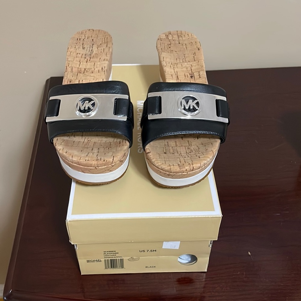 Michael Kors platform sandal black and silver